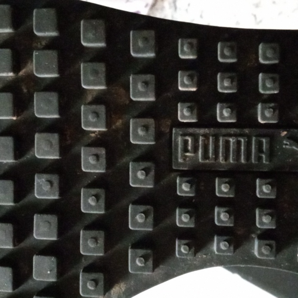 Puma - Picture 6 of 6